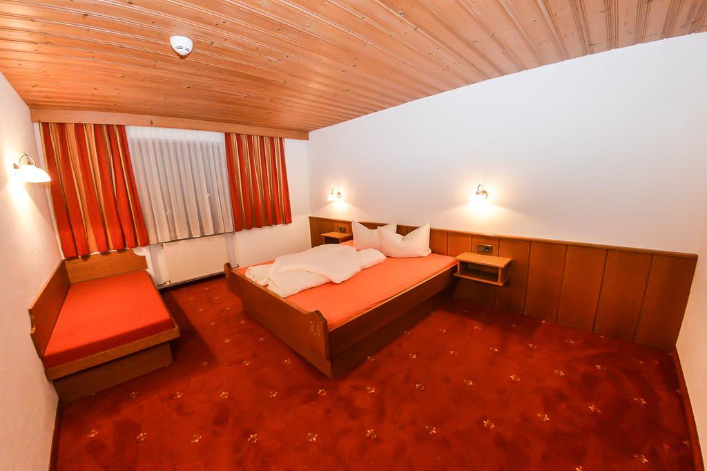 Haus Gerda Hotel ฟิสส์ ภายนอก รูปภาพ